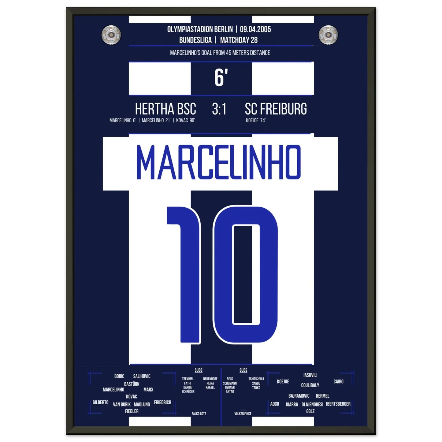 Marcelinho's Traumtor aus 45 Metern gegen Freiburg 50x70-cm-20x28-Schwarzer-Aluminiumrahmen